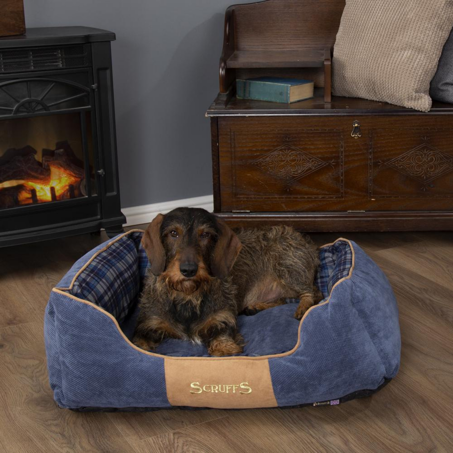 Scruffs Highland Box Dog Bed Fully Machine Washable Blue Small, Medium, Large